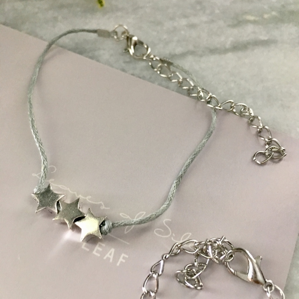 Snowflake Moon and Stars 5-Piece Bracelet Set - Picture 7 of 8